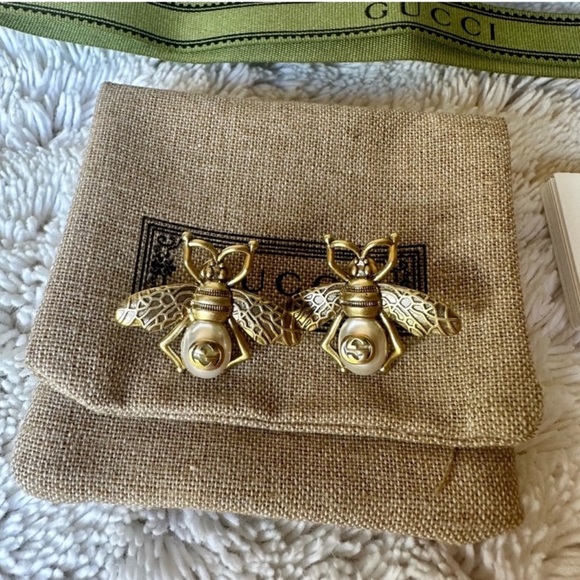 New Gucci Bee earrings with box and bag - Picture 2 of 4